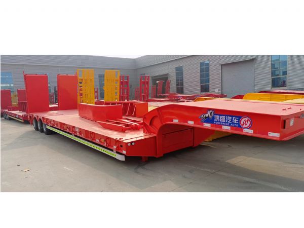 低平板半掛車(chē)